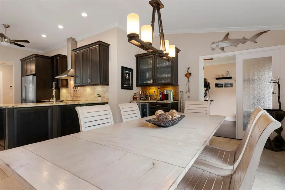 586 OAK BAY DRIVE Osprey, FL 34229