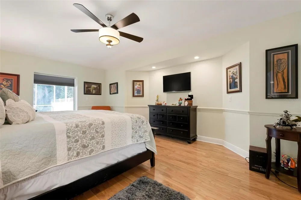 586 OAK BAY DRIVE Osprey, FL 34229