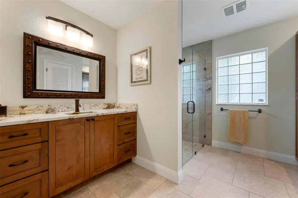 586 OAK BAY DRIVE Osprey, FL 34229