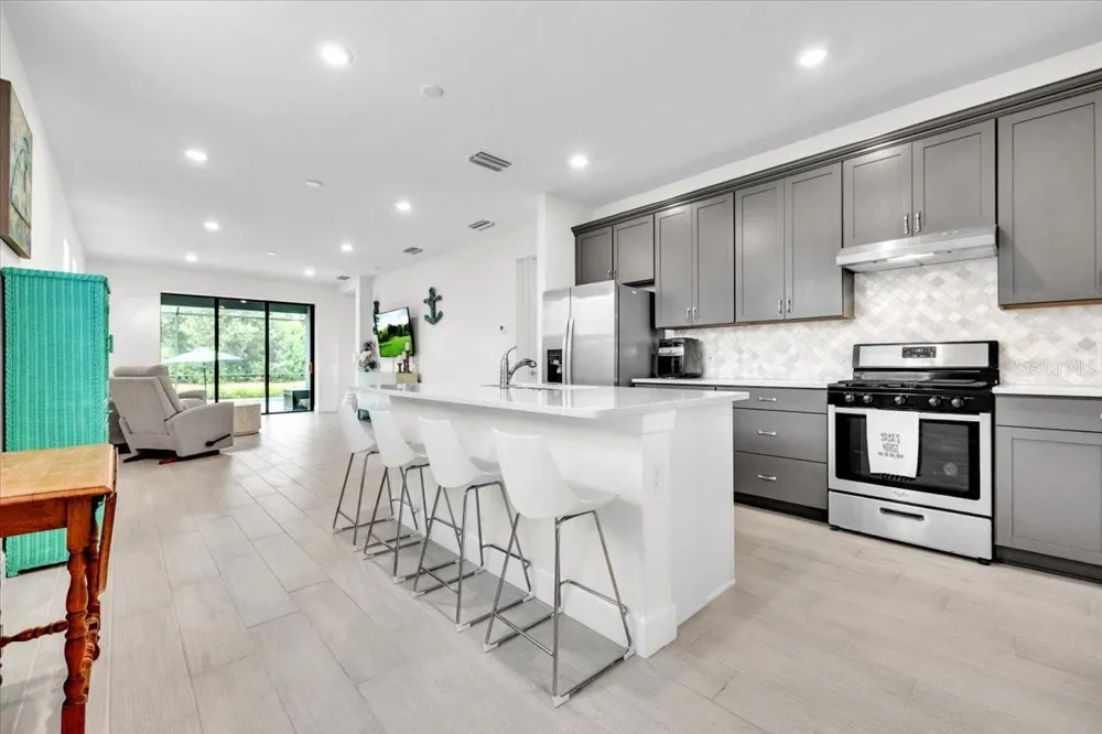 7538 SUMMERLAND COVE Lakewood Ranch, FL 34202
