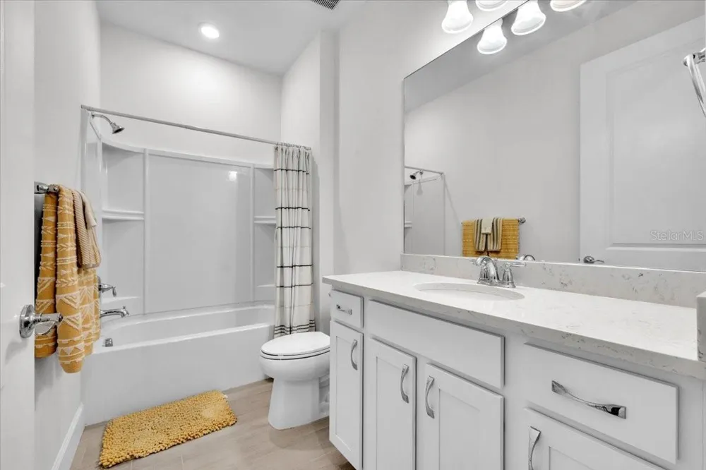7538 SUMMERLAND COVE Lakewood Ranch, FL 34202
