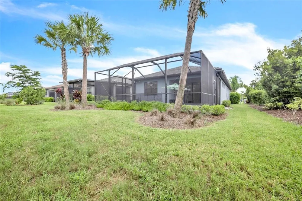 7538 SUMMERLAND COVE Lakewood Ranch, FL 34202