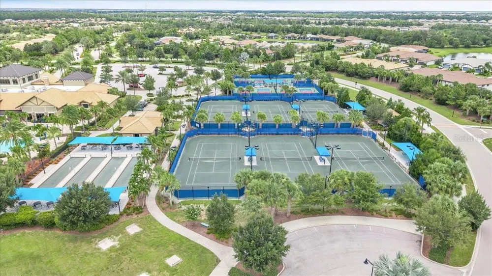 7538 SUMMERLAND COVE Lakewood Ranch, FL 34202