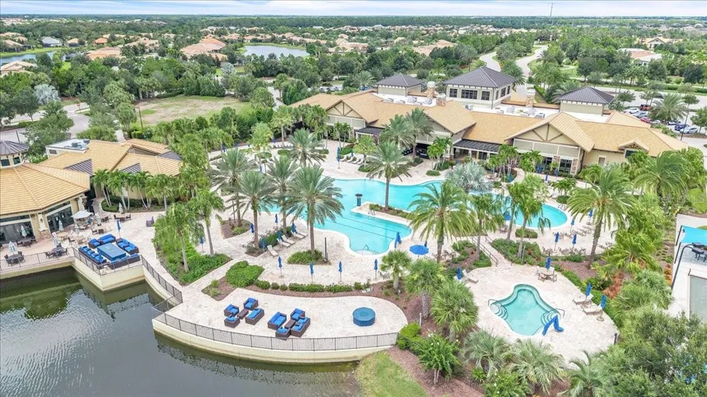 7538 SUMMERLAND COVE Lakewood Ranch, FL 34202