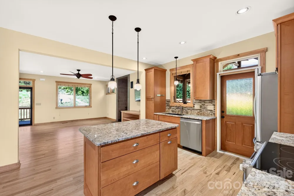 243 Cragmont Road Black Mountain, NC 28711