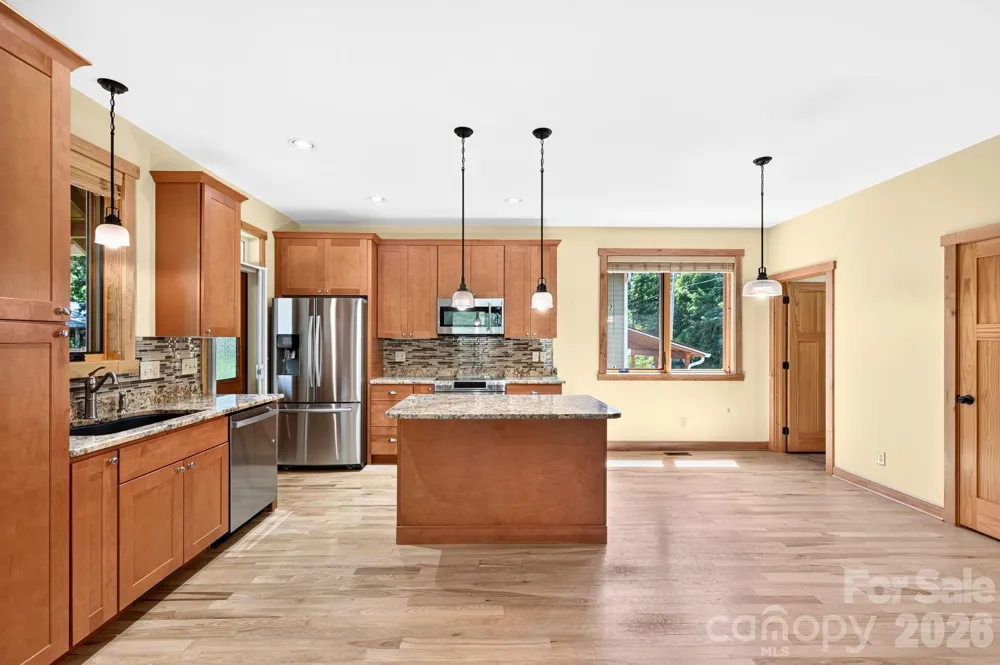 243 Cragmont Road Black Mountain, NC 28711