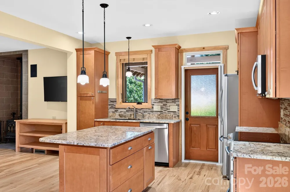 243 Cragmont Road Black Mountain, NC 28711