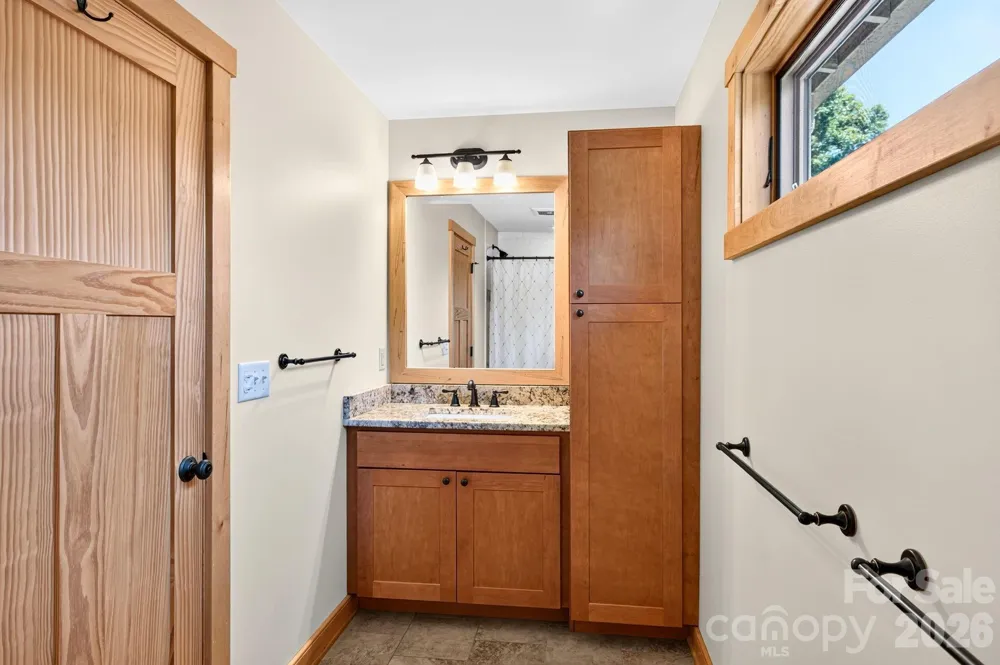 243 Cragmont Road Black Mountain, NC 28711