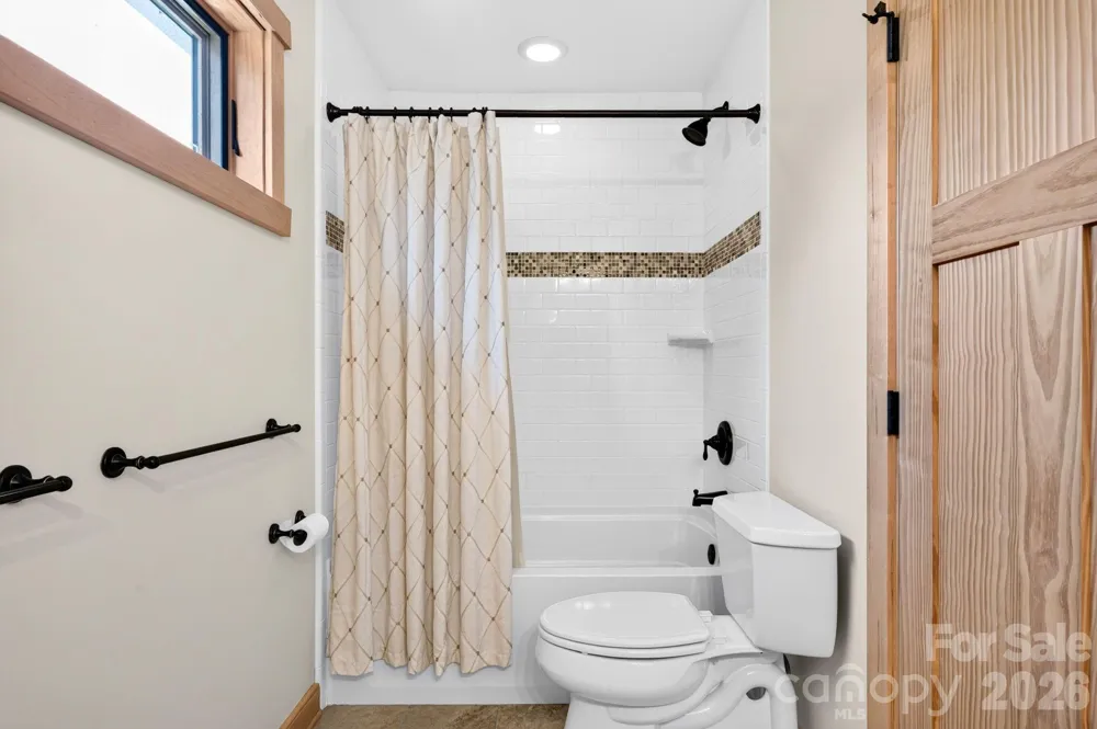 243 Cragmont Road Black Mountain, NC 28711