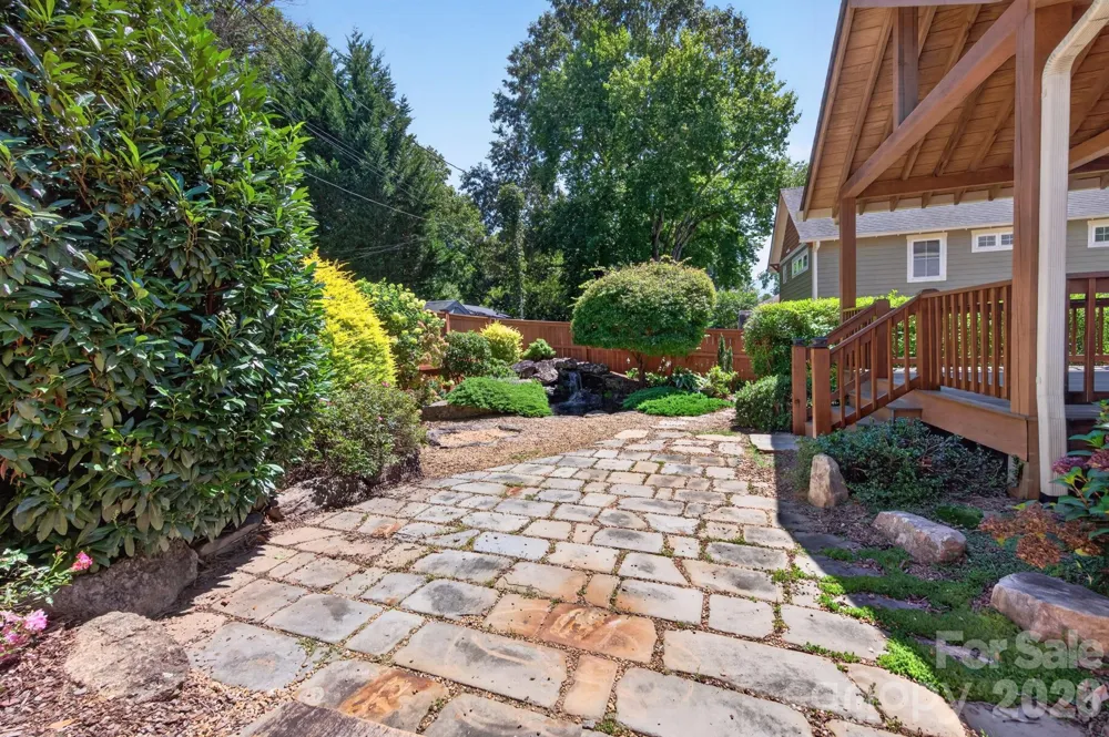 243 Cragmont Road Black Mountain, NC 28711
