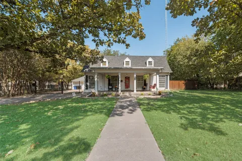 233 E High Street