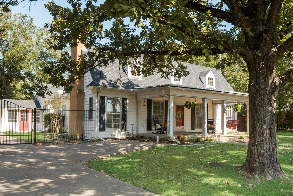 233 E High Street Wills Point, TX 75169