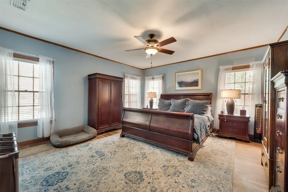 233 E High Street Wills Point, TX 75169