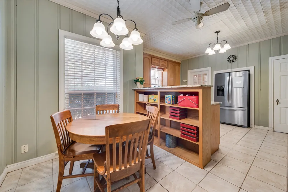 233 E High Street Wills Point, TX 75169