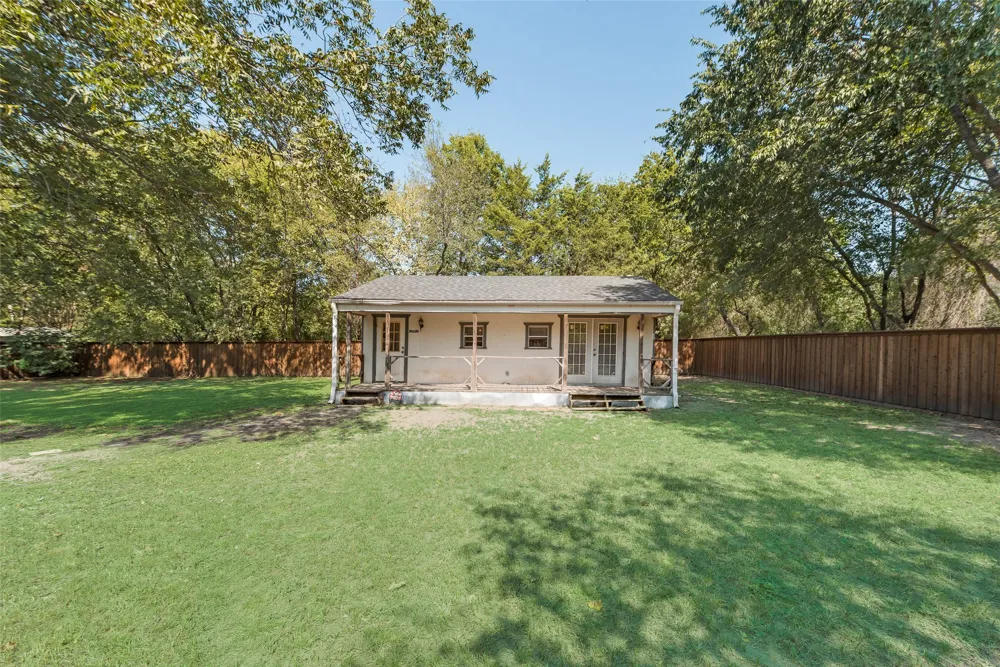 233 E High Street Wills Point, TX 75169