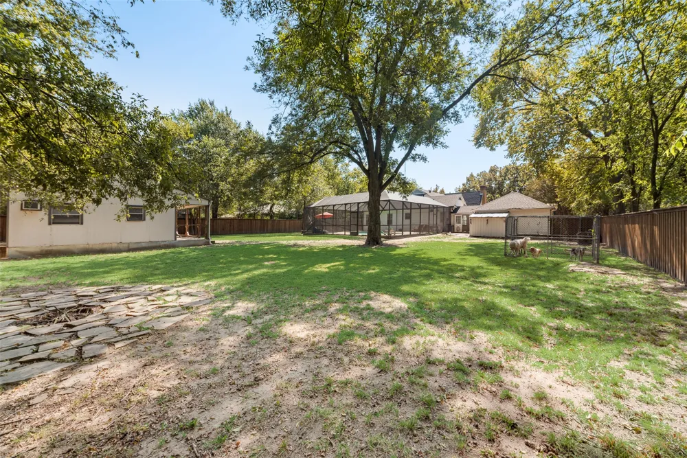 233 E High Street Wills Point, TX 75169