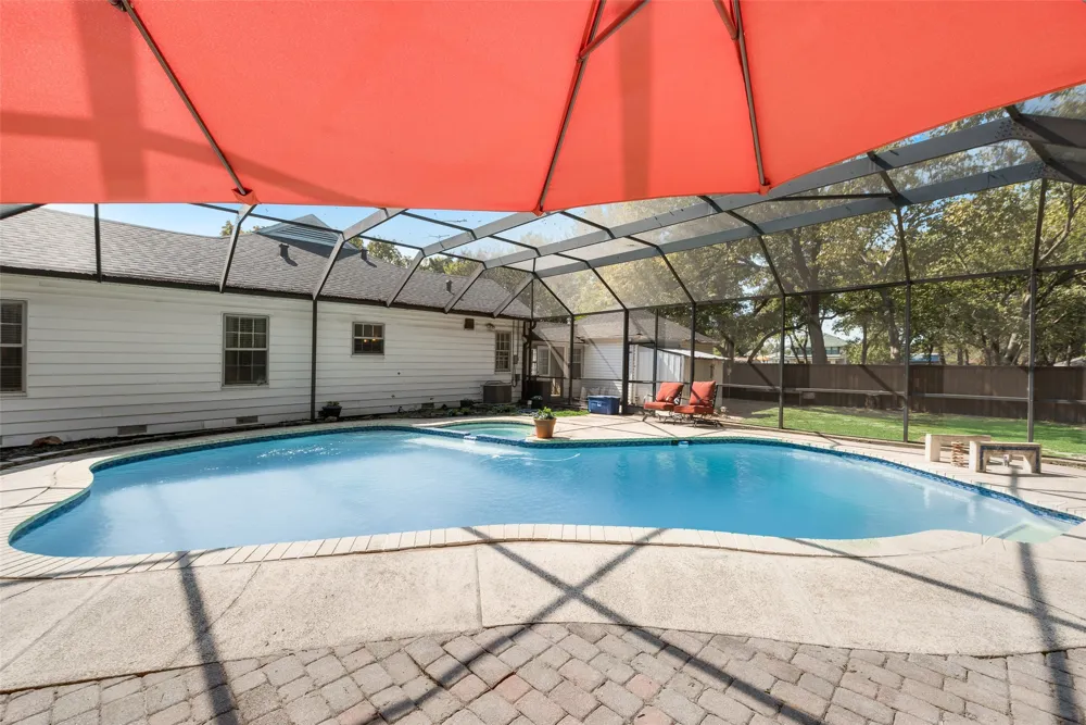233 E High Street Wills Point, TX 75169