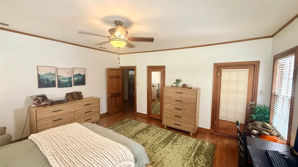 233 E High Street Wills Point, TX 75169