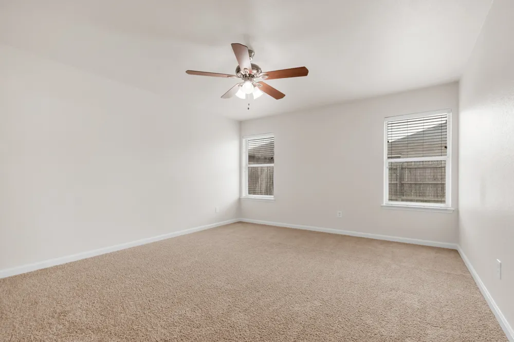 1039 Caliente Drive Grand Prairie, TX 75051