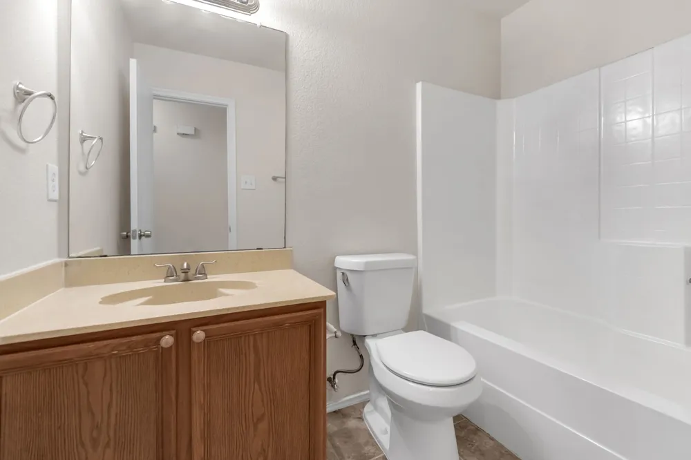 1039 Caliente Drive Grand Prairie, TX 75051
