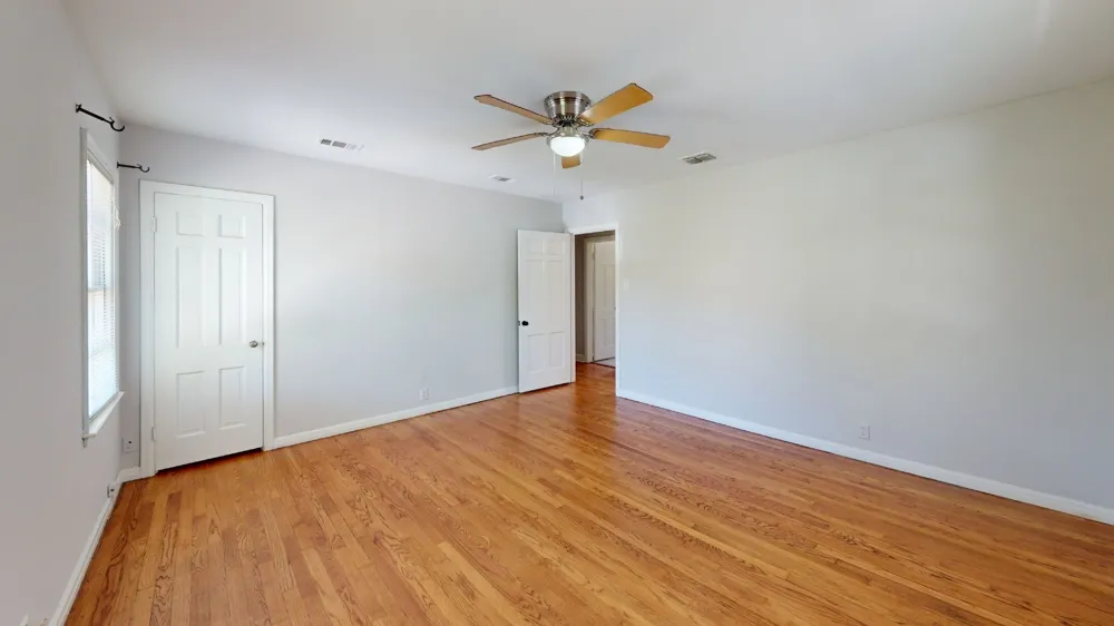 1915 Prairie Avenue #B Dallas, TX 75204