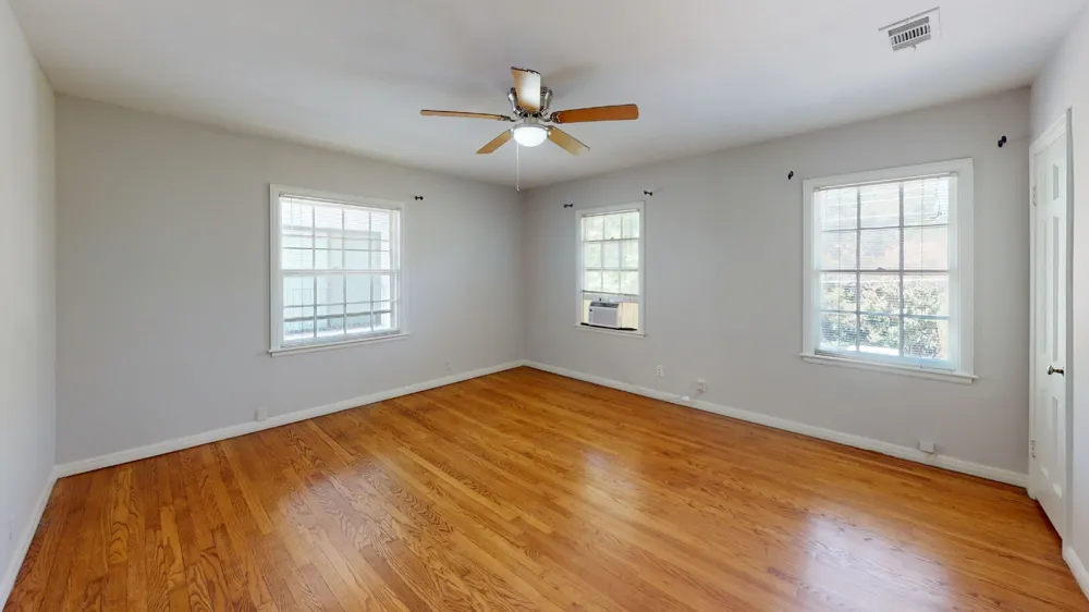1915 Prairie Avenue #B Dallas, TX 75204