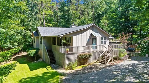85 Winding Way