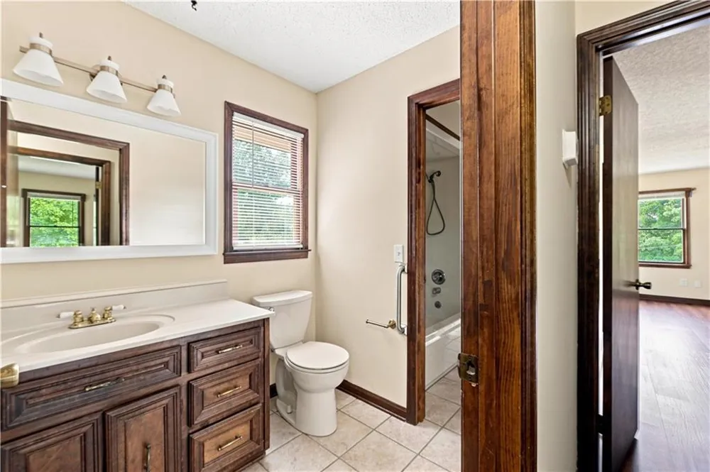 208 Woodland Circle SE Calhoun, GA 30701