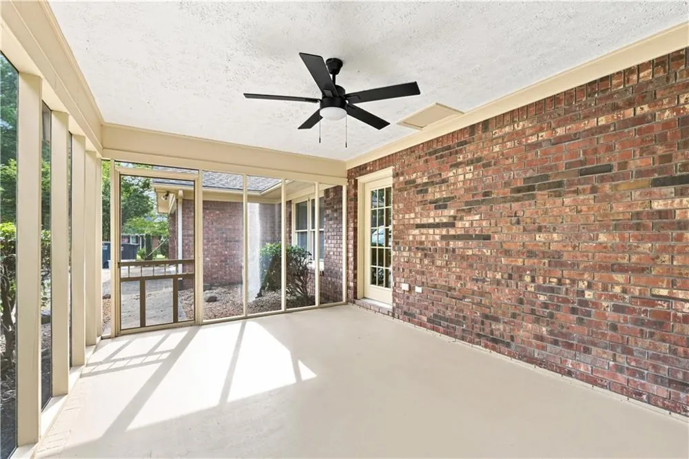 208 Woodland Circle SE Calhoun, GA 30701
