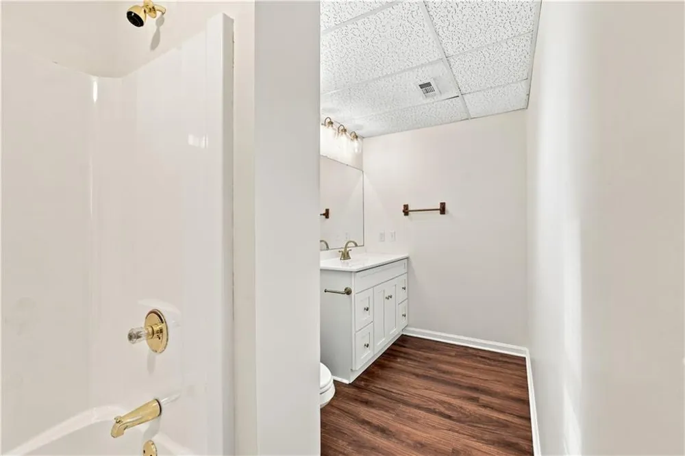 208 Woodland Circle SE Calhoun, GA 30701