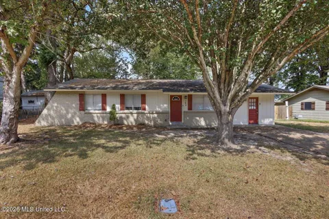 145 W Lisa Drive