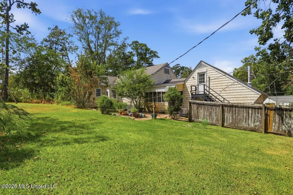 621 Eagle Avenue Jackson, MS 39206