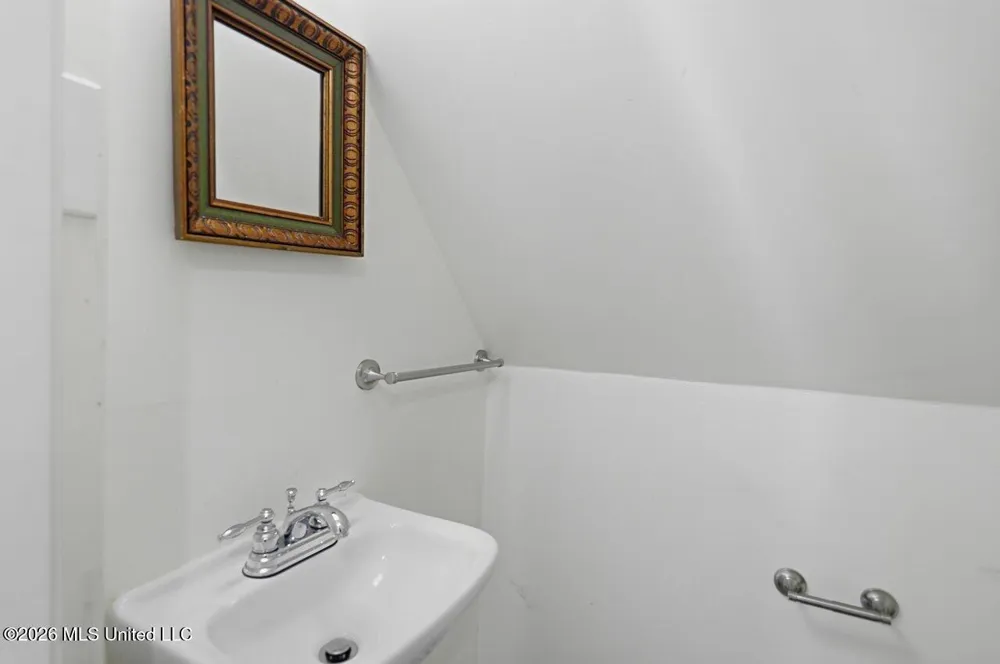 621 Eagle Avenue Jackson, MS 39206