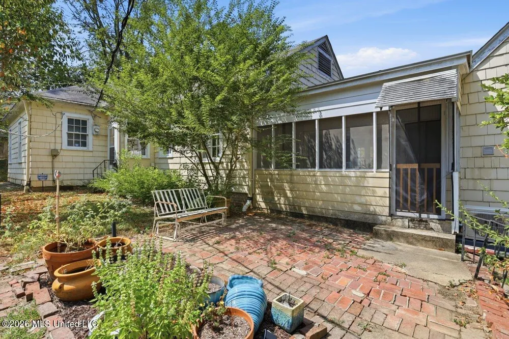621 Eagle Avenue Jackson, MS 39206