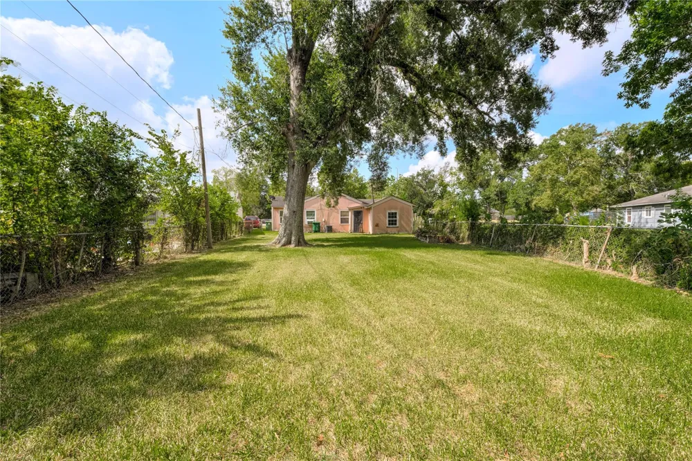 4325 Kay Circle Houston, TX 77051