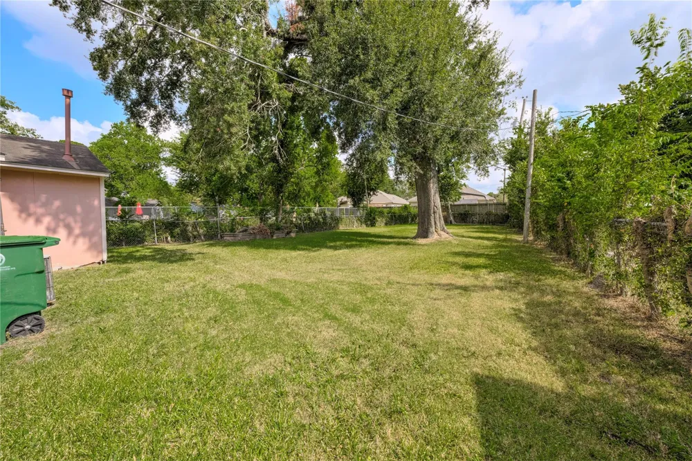 4325 Kay Circle Houston, TX 77051