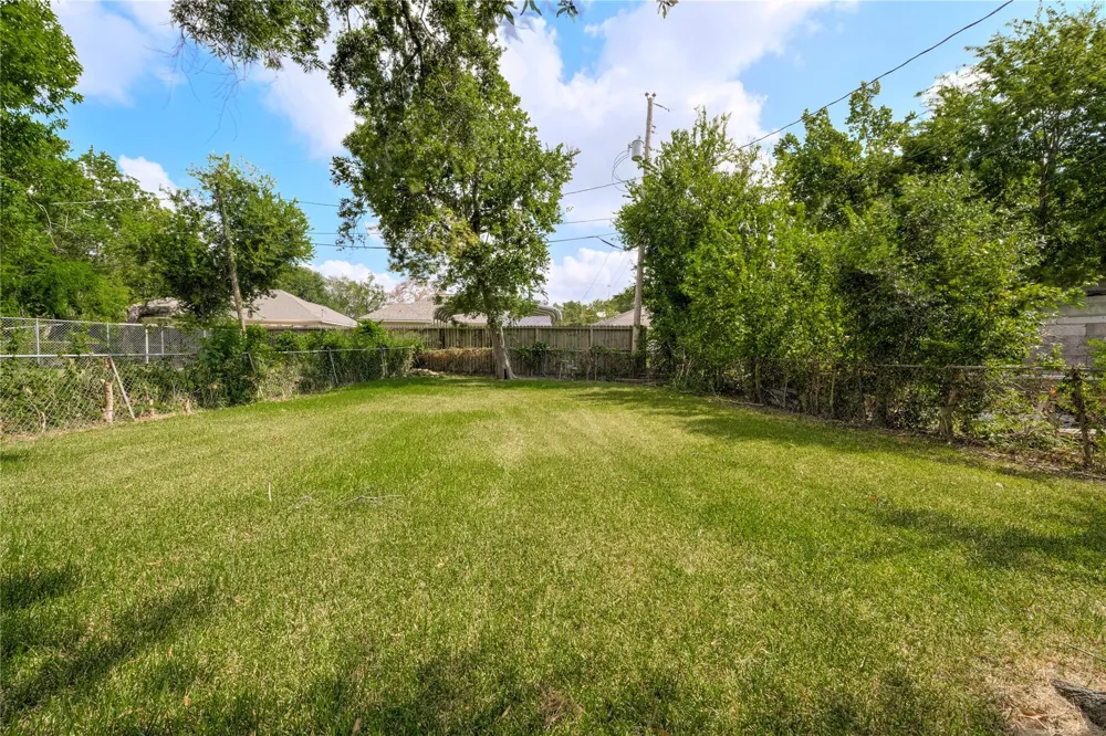 4325 Kay Circle Houston, TX 77051