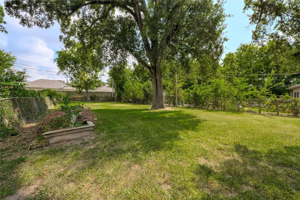 4325 Kay Circle Houston, TX 77051