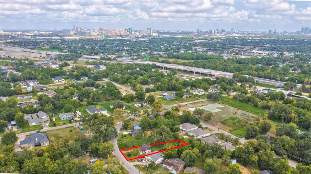 4325 Kay Circle Houston, TX 77051