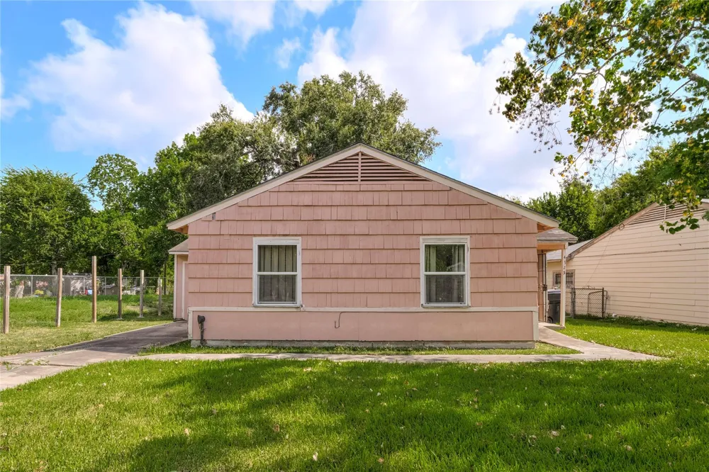 4325 Kay Circle Houston, TX 77051