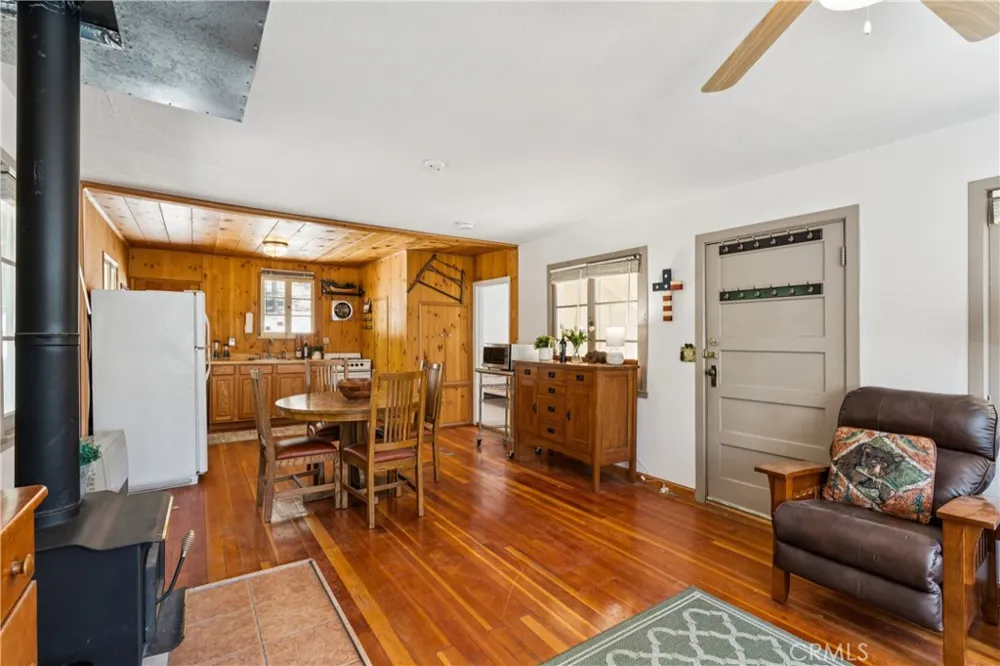 27260 Little Bear Road Blue Jay, CA 92317