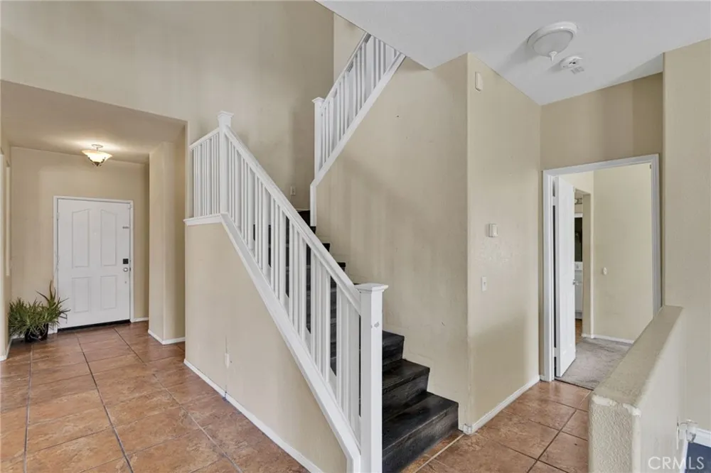 13068 Angelica Victorville, CA 92392