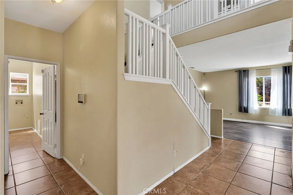 13068 Angelica Victorville, CA 92392