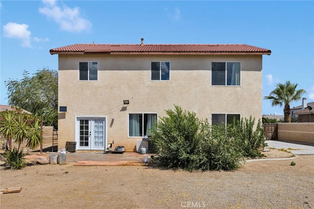 13068 Angelica Victorville, CA 92392