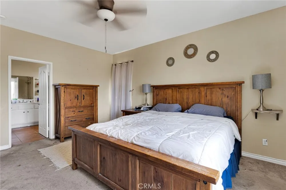 13068 Angelica Victorville, CA 92392