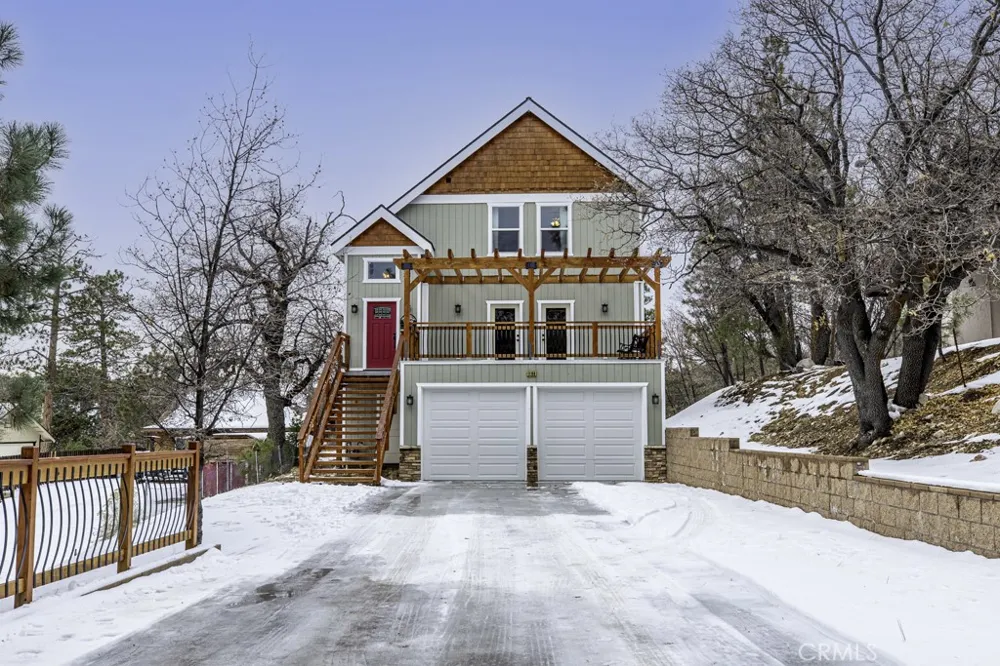 1198 Bruin Trail Fawnskin, CA 92333