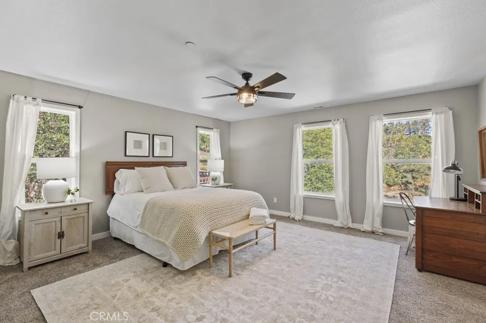 1198 Bruin Trail Fawnskin, CA 92333