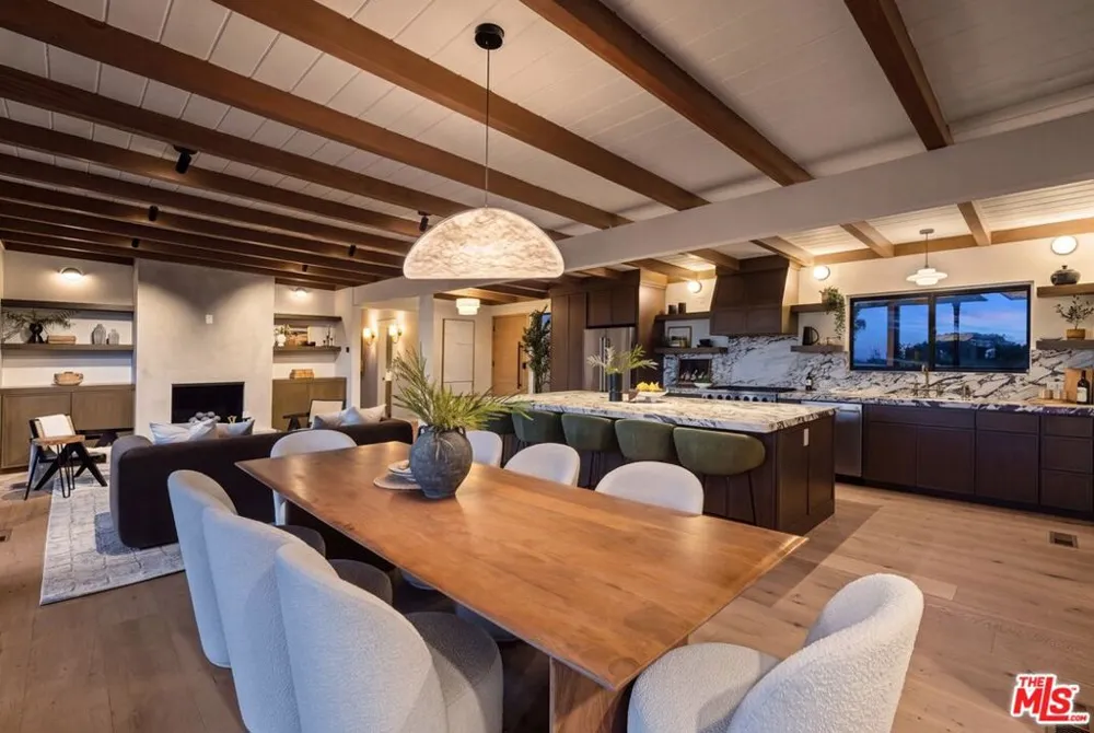 645 Luton Drive Glendale, CA 91206