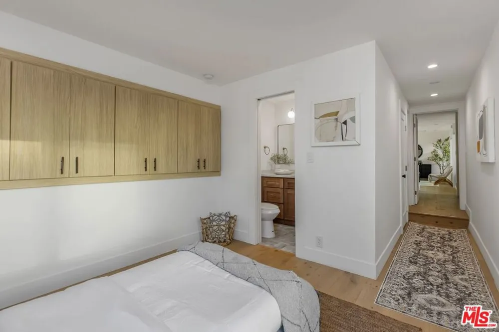 645 Luton Drive Glendale, CA 91206