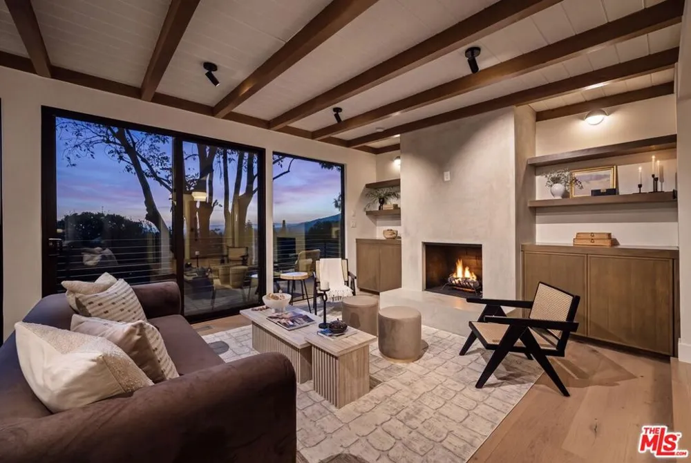 645 Luton Drive Glendale, CA 91206